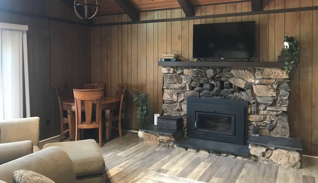Charming cabin conveniently located