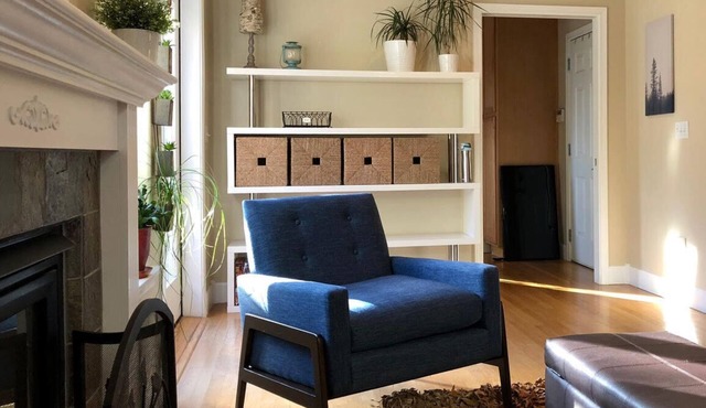 Charming home in heart of Orenco, perfect for groups!