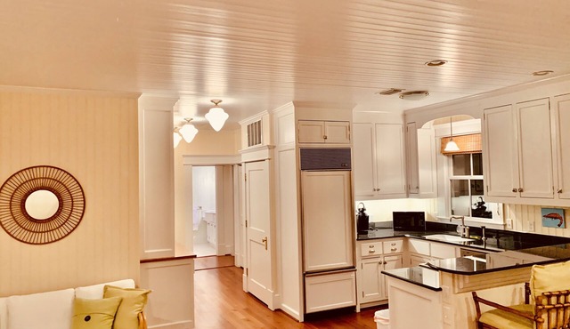 Charming Magnolia Springs Getaway-Upstairs