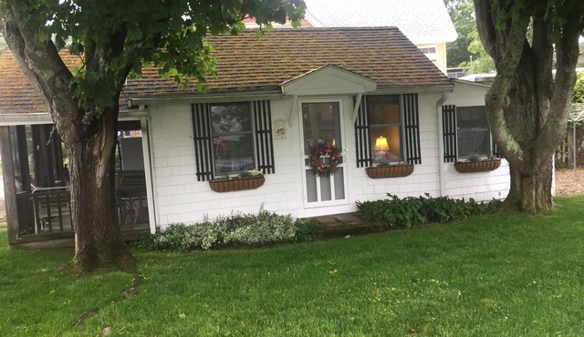 CHARMING ONE BEDROOM COTTAGE OVERLOOKS BROAD COVE IN ONSET in Buzzards Bay