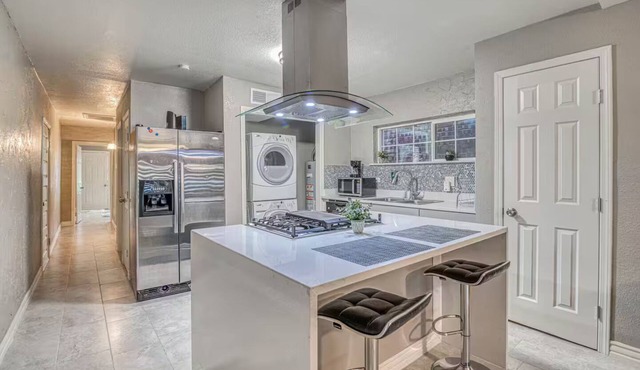 Close to All, Duplex B, Downtown, Comfortable,Safe