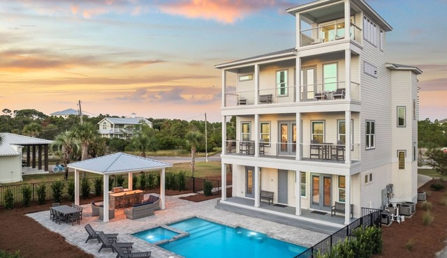 Coastal Fun Meets Luxury | Pool, Gulf Views & Private Beach Access