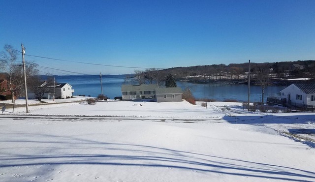 Comfortable, Close to Town Home, with Oceanview.