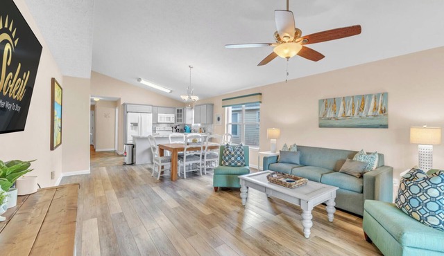 Cottage on Cabana Private Gated Neighborhood
