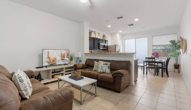 Cozy 3BDR House near Disney - AL