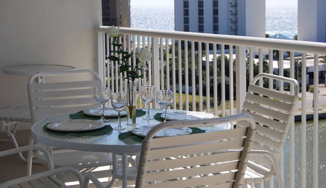DESTIN SUNSET PARADISE! 3BR/2BA - 7th Fl - Gulf, Harbor & Lake View - LOCATION!