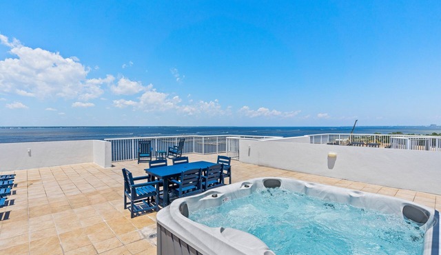 Destin West - Osprey PH02 ~ Rooftop Terrace w/Private Hot Tub & Grill