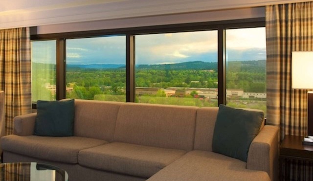 Embassy Suites by Hilton Portland Tigard