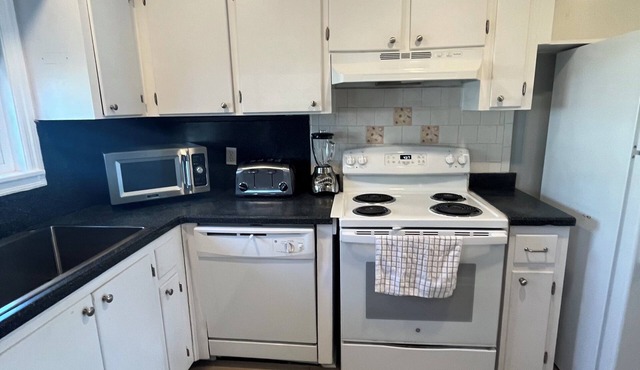 Emerald Retreat 2 bedroom condo in PCB - unit 2