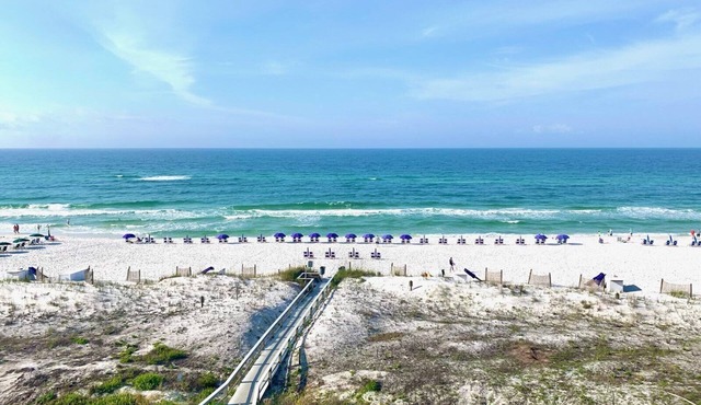 Fall Specials! Summer Place 506- New Paint-Great Location-Spectacular Views!