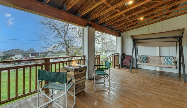 Family-Friendly Winston Vacation Rental w/Deck!