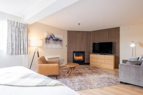 Fireside Inn & Suites Waterville in Waterville