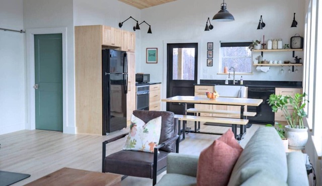 Forest Cabin w/Stunning Wall of Windows in Jackson