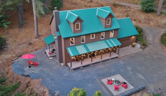 Forest Hollow Peaceful Forest Escape in Wine Country Fire-Pit Dog Friendly