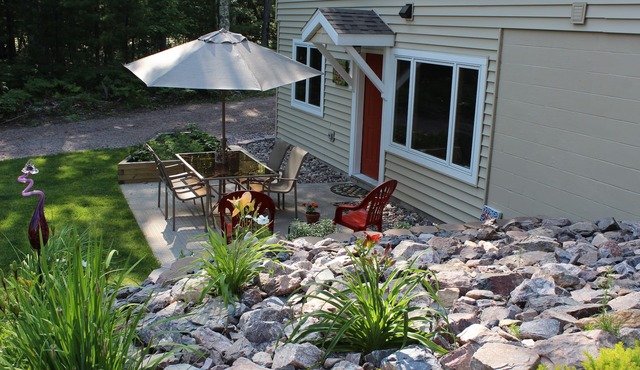Fully equiped apartment. Our quiet retreat is perfect for couples.