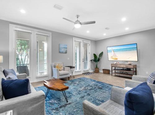 Gulf Place Courtyard 29 by Newman-Dailey
