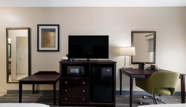 Hampton Inn Marshall in Marshall