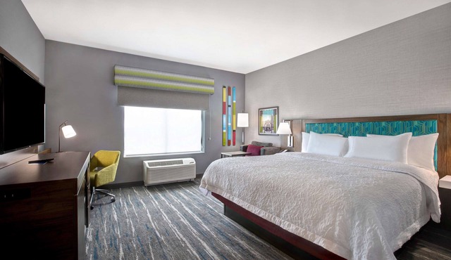 Hampton Inn & Suites Deptford
