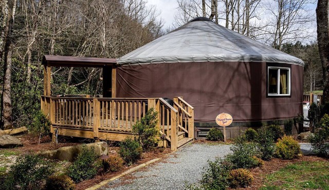 Heavenly Yurt with Modern Interior in Topton, North Carolina
