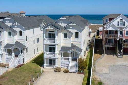 Imperial Palace 12 Bedroom Oceanfront Home
