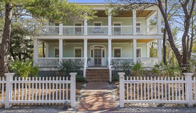 Incredible Porches & Open Tower w/Gulf Views On Seaside Ave + 2 Adult Bikes!