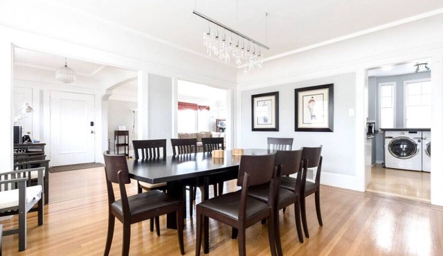 Large SF Craftsman Walkable Great for Work/Leisure