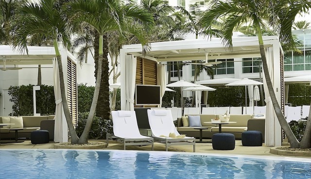 Lounge By The Pool! 4 Spacious Units, Pets Allowed, Close to Miami Beach