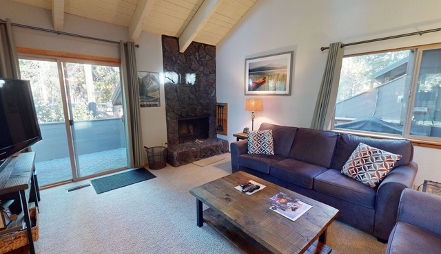 Luxury Cabin | Access to Exclusive Golf