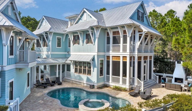 Luxury Retreat with Pool, LSV and Carriage