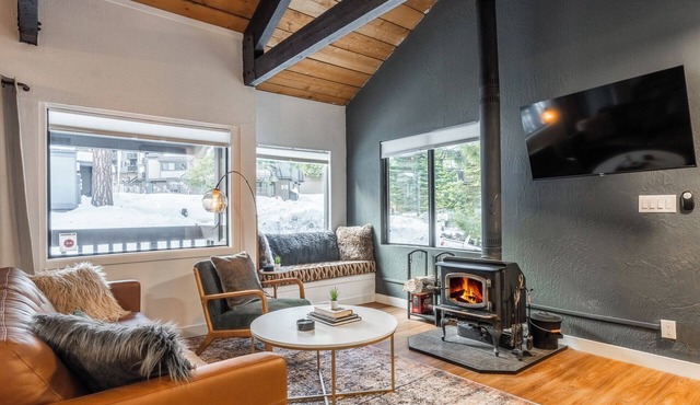 Majestic Walk to Village Getaway W/Pool&Spa 616