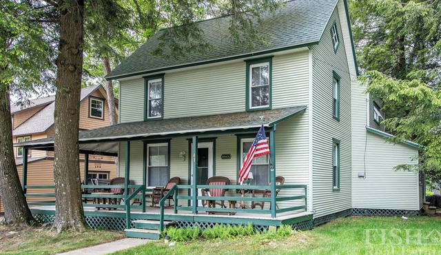 Make yourself at home at "Welch" Cottage in Eagles Mere. in Eagles Mere