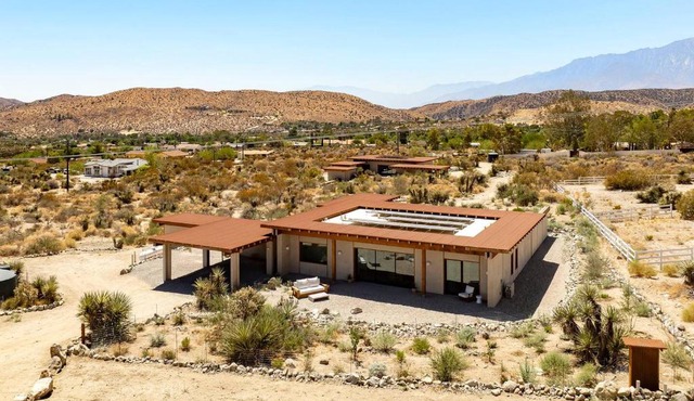 Masseria Solara - Desert Design Retreat with Pool, Hot tub & Views
