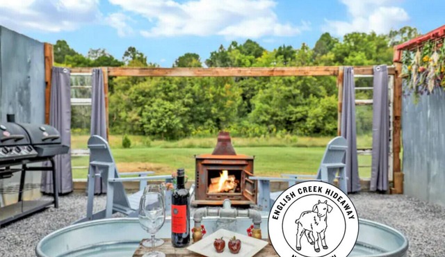 Meadow View · Romantic Farm Stay w/Barn, Outdoor Tub & Sauna