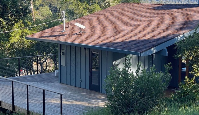 Mid-century Wine Getaway
