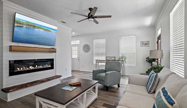 Miramar Beach Home with 6-Seater LSV