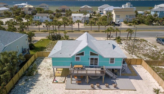 Modern Beach Oasis | Hot Tub + 2 Min Walk to Beach