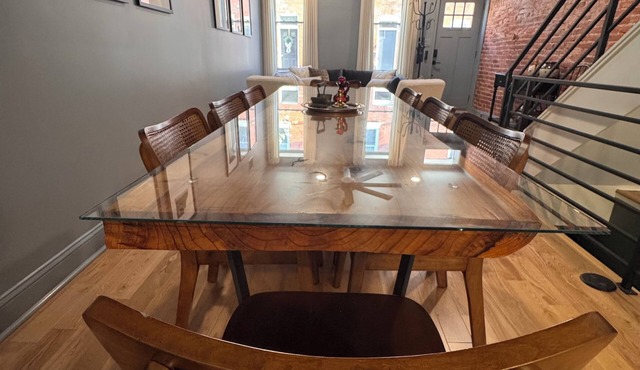 Modern & Vintage Vibes, W/Roof Deck Near Stadiums, Transit & Center City Sites