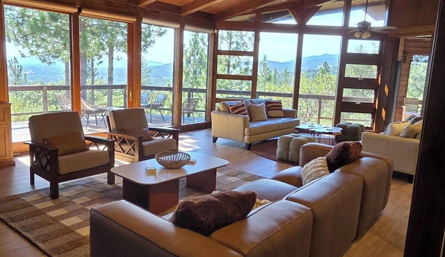 Mountain Oasis, Sleeps 24, Hot tub, Game room