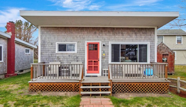 Nancy Cottage - Spacious retreat on Popham Beach with A/C! in Phippsburg