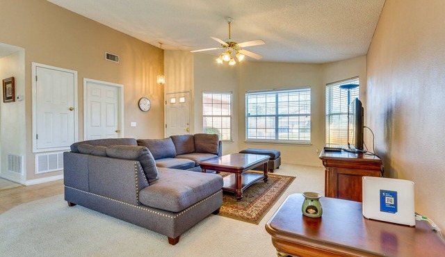 Navarre Vacation Rental Home ~ 4 Mi to Beach!