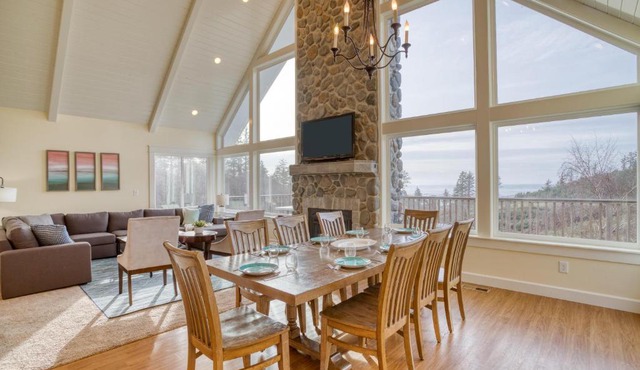 Netarts Coastal Retreat - Meredith Lodging