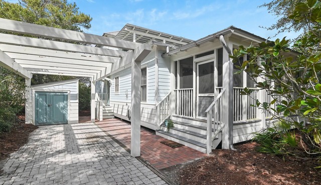 Newly Renovated-2nd Home to Beach, Heated Pool, Bikes, Beach Gear, Seacrest 30A