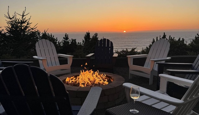 Ocean Front Luxury by Sea Breeze Paradise