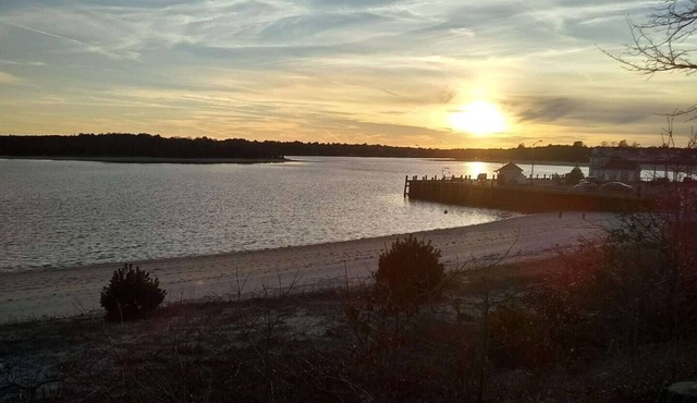 Onset Beach, steps to Broad Cove with private beach.