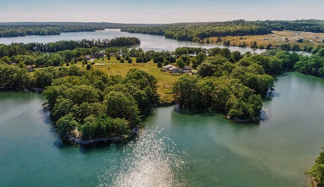 Owl Point - Waterfront Maine