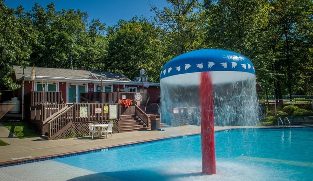 PA Dutch Country RV Resort - Caravan Park