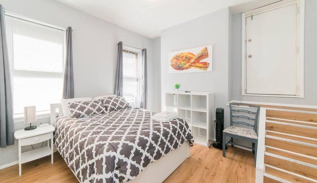 Parking - Walkable - GroupStays - Washer in Pittsburgh