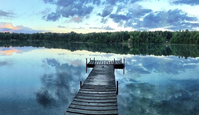 Peaceful Lakefront Cabin w/Dock, Fireplace, Private Setting Near Pictured Rocks