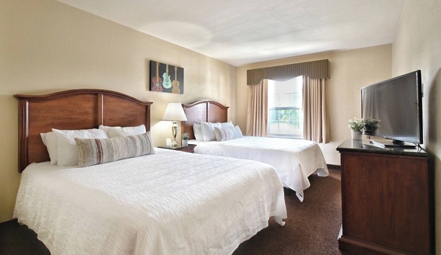 Pet Friendly Island Resort! | 3 Units w/Pool, Bar & Outdoor Activities!
