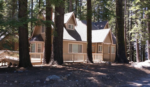 PinecrestAreaRentals #10 Lovely! 3rd night free. Just Book 2nights.